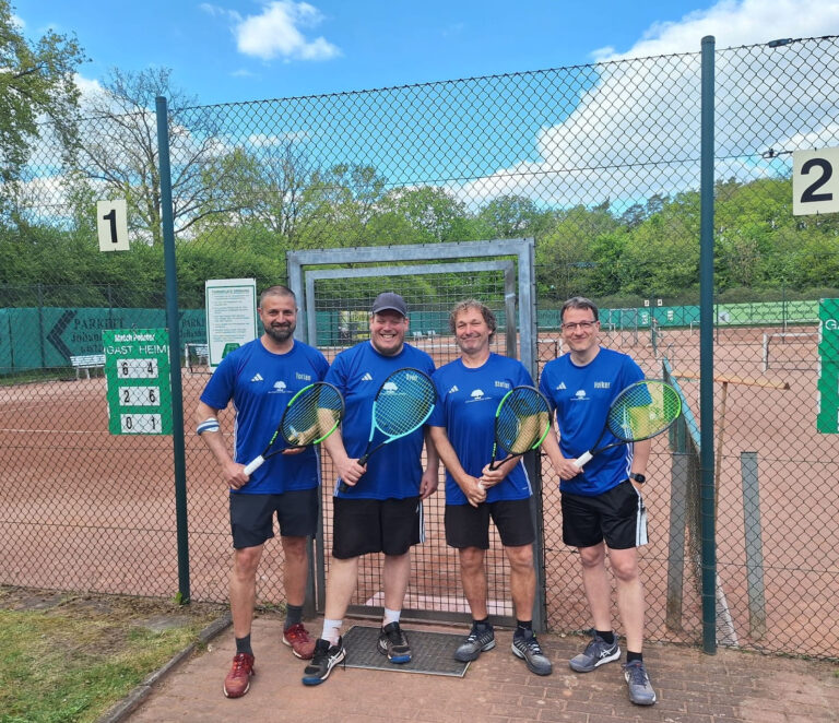 Herren 40 startet mit neuen Trikots erfolgreich in die Saison!